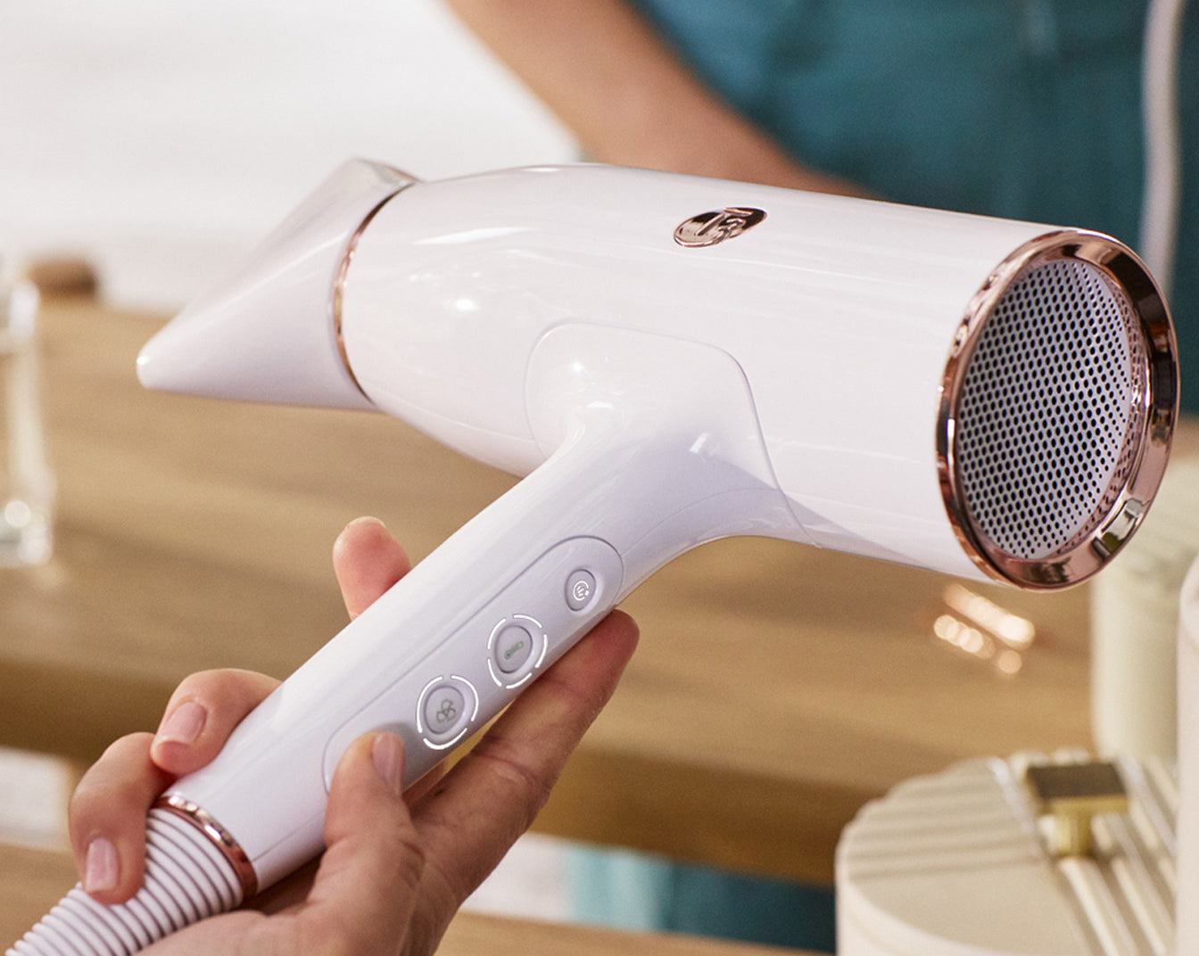 T3 Hair Dryers T3 Featherweight Reviews T3 Aire IQ Review: A Great