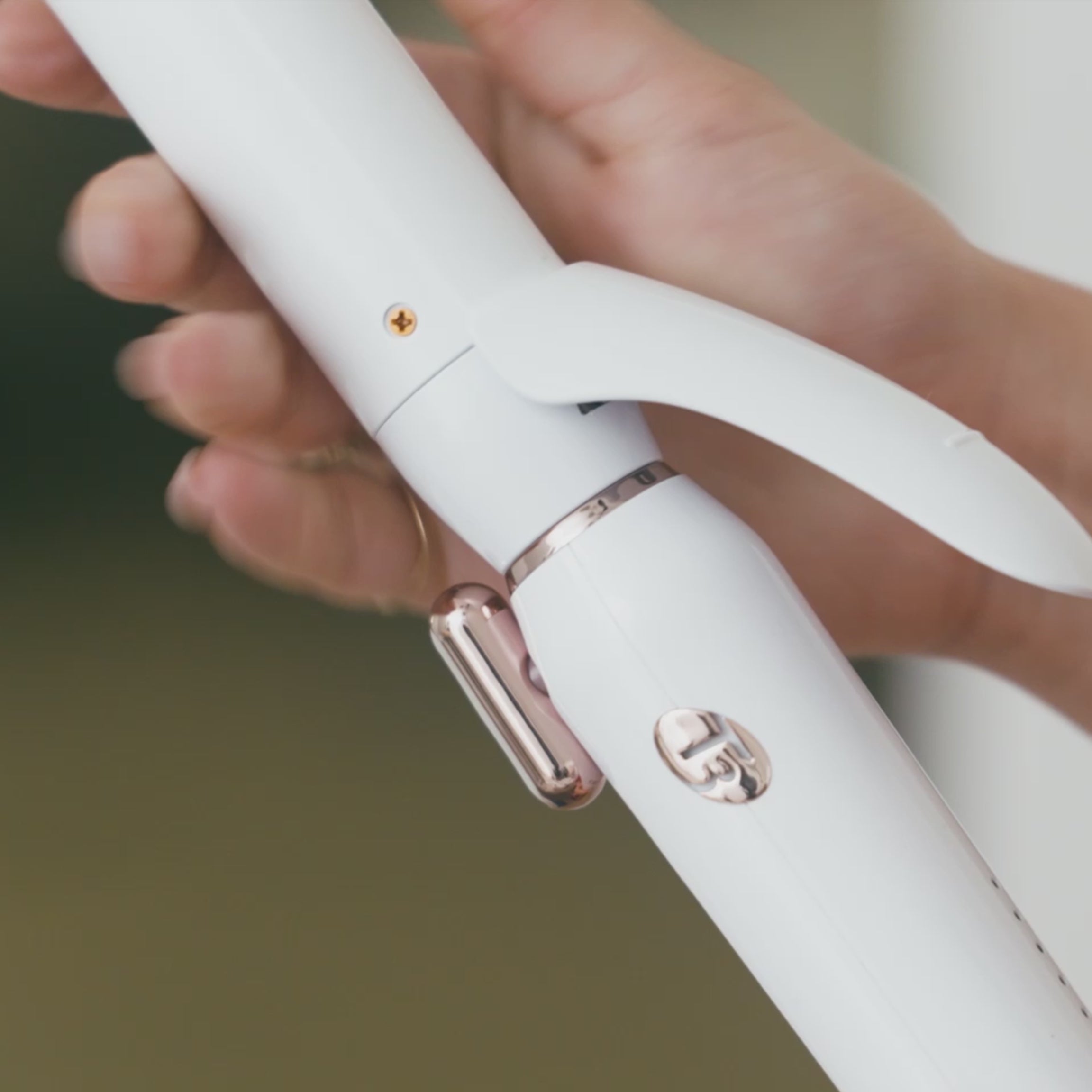 How uhaul to clean t3 curling iron