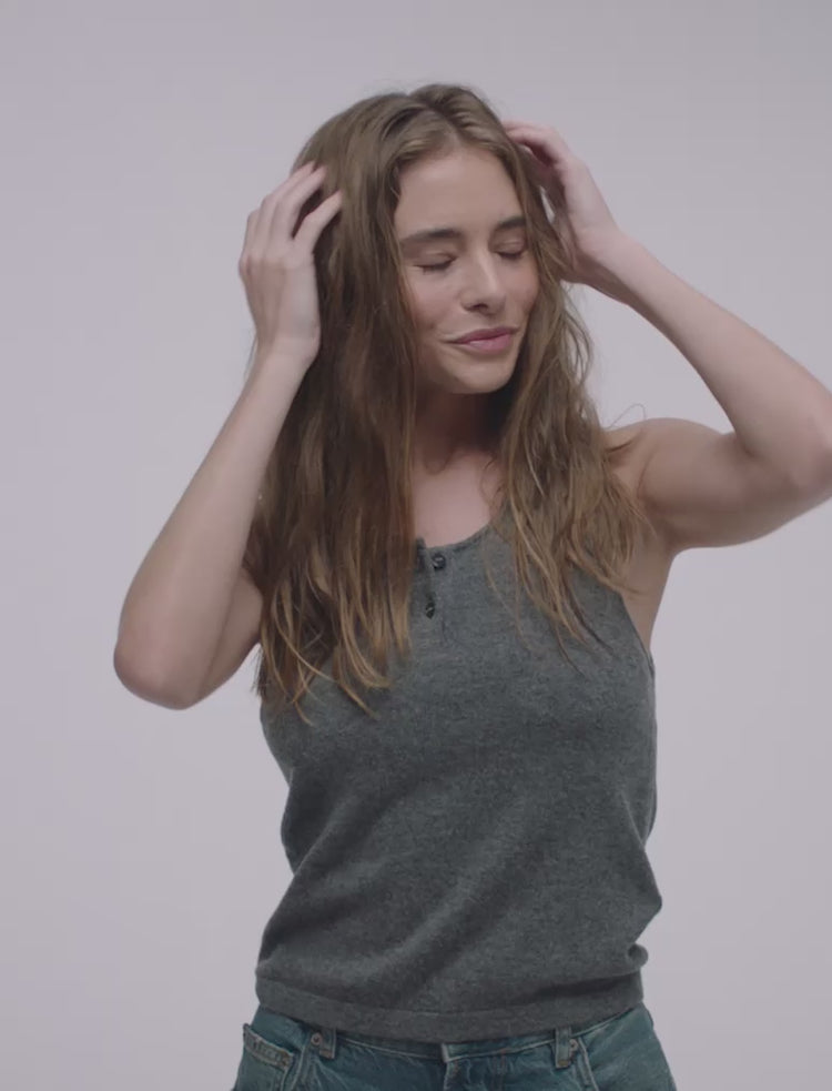 LOOSE BLOWOUT CURLS