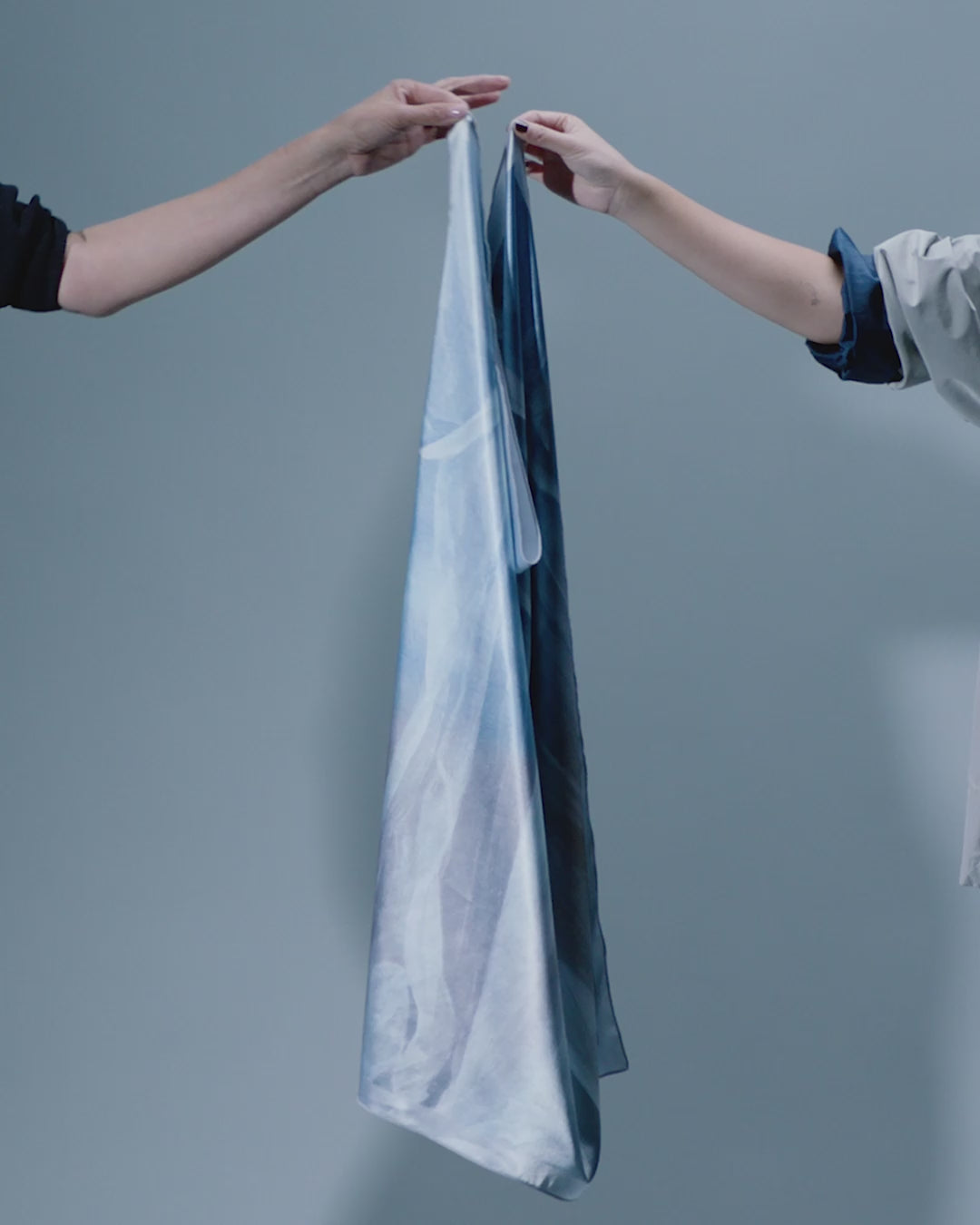 T3 x Jeanette Getrost Scarf